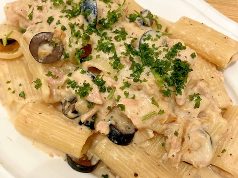 豆乳をつかって!ツナとオリーブのリガトーニ